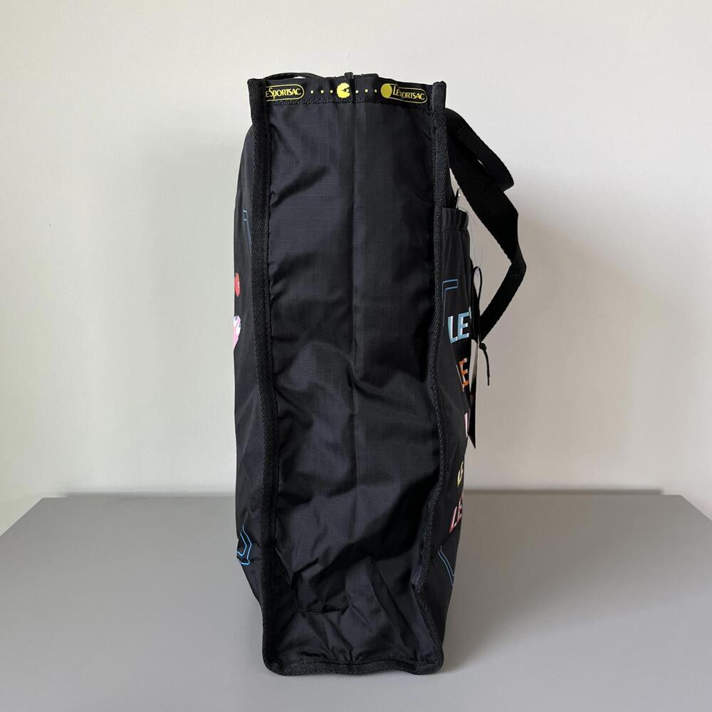 Lesportsac Pac-man Large Book Tote NWT - Picture 2 of 4